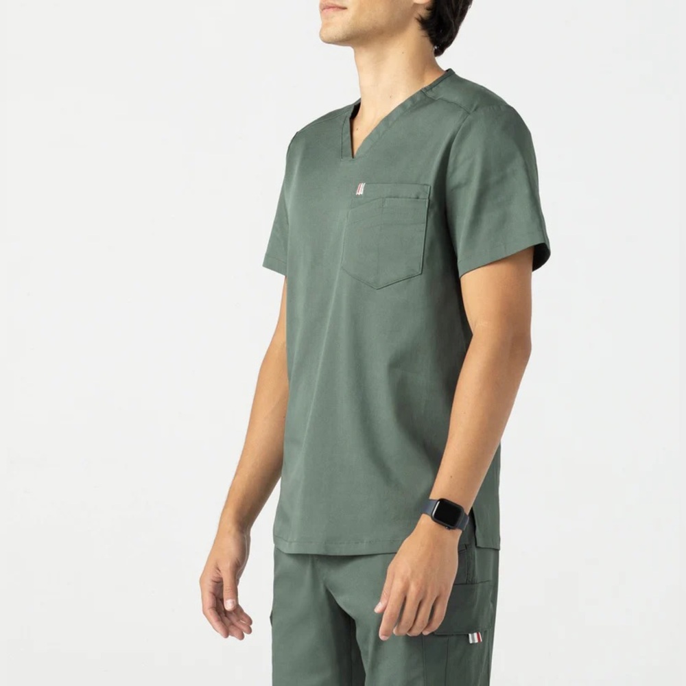 Mediclo Tencel Crevan Essential Scrub Top XS Spruce Green NWT Eco-Friendly
